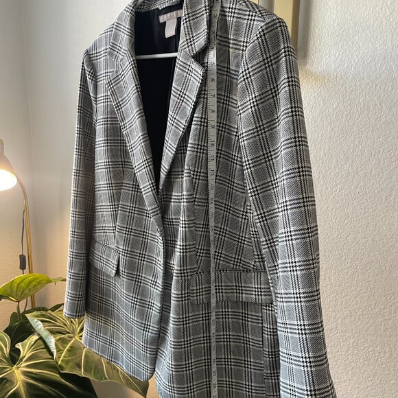 Women’s H&M Plaid Blazer – Size L - Picture 2 of 5